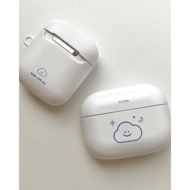 pre-order-white-line-airpod-case