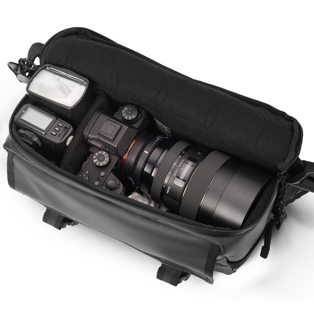 chrome-กระเป๋ากล้องสะพายหลัง-รุ่น-niko-camera-sling-2-0-black