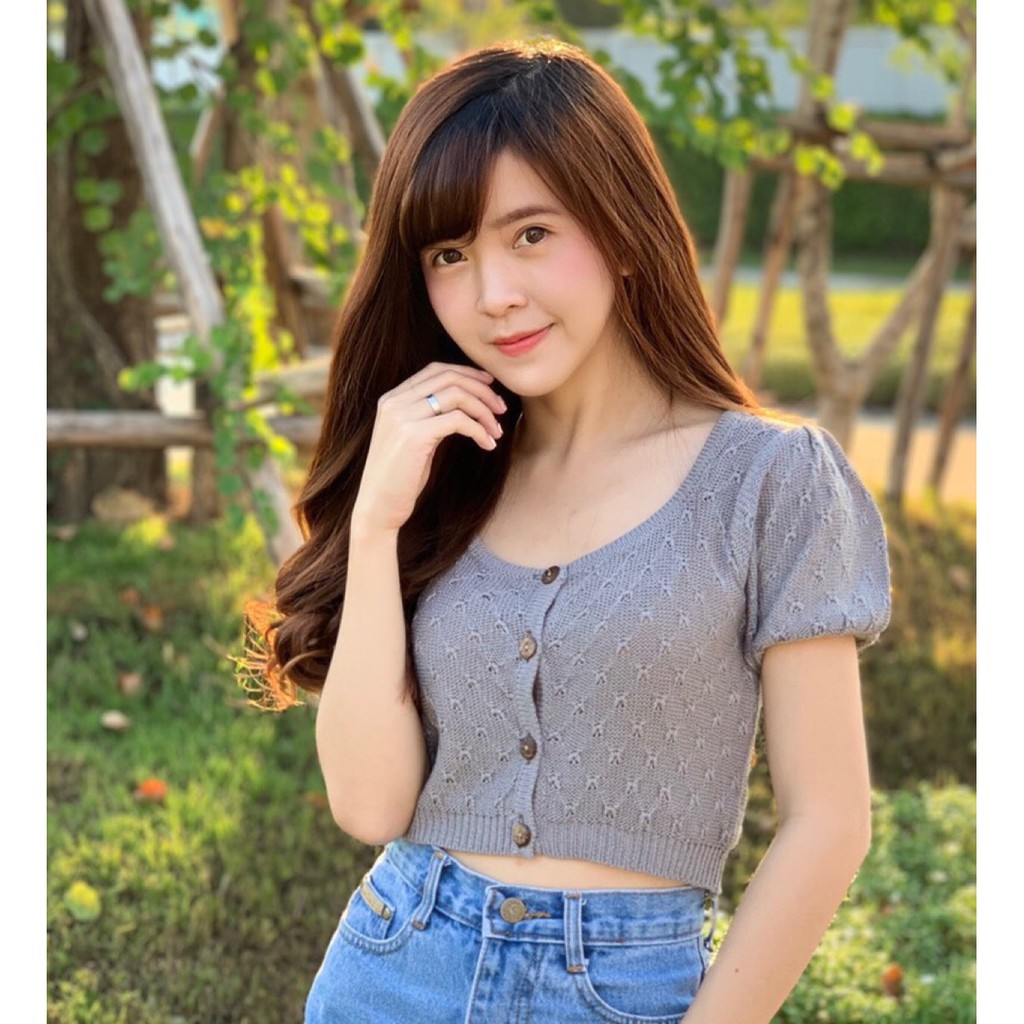 เสื้อไหมพรมคอยูลายฉลูเสื้อครอปไหมพรมงานจริงสวยมากๆผ้านุ่มใส่สบาย