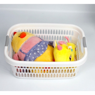Bighot SAKU ตะกร้าผ้าพลาสติกมีหู 28ลิตร ขนาด 48x35x21ซม. TG54242 สีขาว