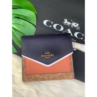 (ผ่อน0%) กระเป๋าสตางค์ Coach 69829 Colorblock Signature Canvas Small Wallet ใบสั้น 3 พับ งานshop สีน้ำตาล ลายซี