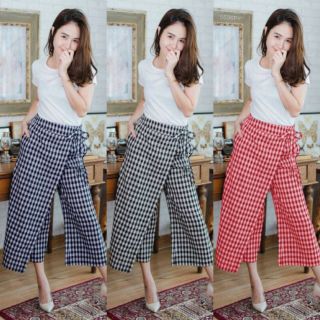 PE5596  Set 2 ชิ้น เสื้อยืดคอกลม แขนสั้น ผ้าคอตตอน มาคู่กับกางเกงขายาว 5 ส่วน