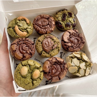 New บราวนี่นูเทลล่าxบลอนดี้มัทฉะMixed Matcha blondie and Nutella Brownie