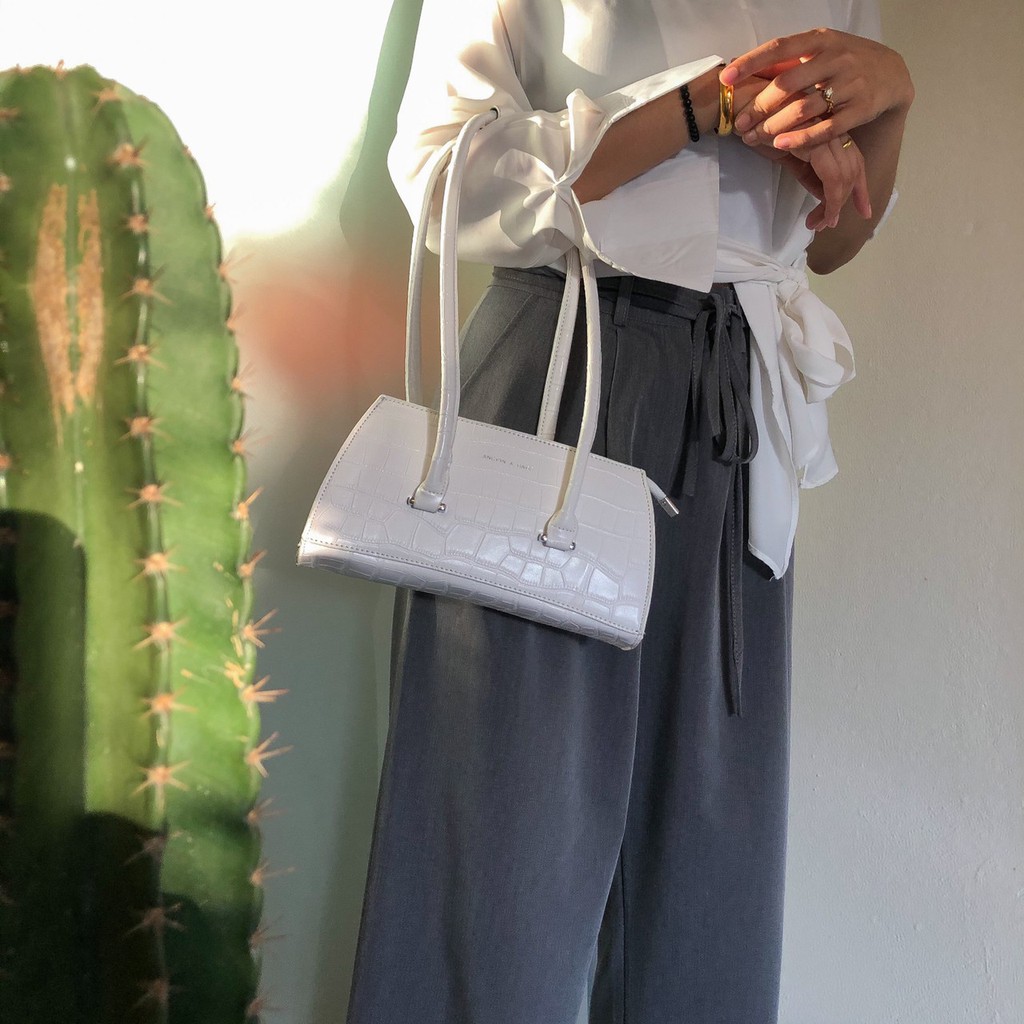 Long holder leather bag (Preorder) Shopee Thailand