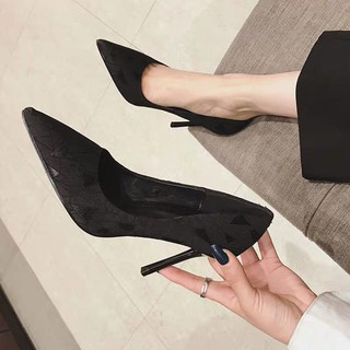 🔥Hot sale ! สาวฝรั่งเศสรองเท้าส้นสูง 2020 ฤดูใบไม้ผลิใหม่เซ็กซี่ชี้ปากตื้นกริชรองเท้าเดียวมืออาชีพหญิงสีดำ