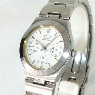 Citizen Quartz หญิง รุ่นED8030-55A