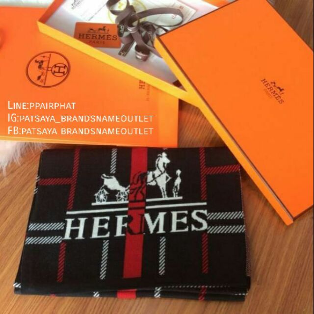 รุ่นหายาก-brand-hermesแท้-outlet-new-collection-ผ้าคลุมไหล่-ผ้าพันคอ