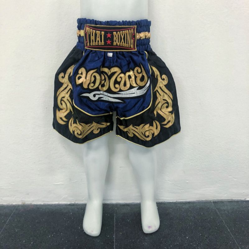ภาพสินค้ากางเกงมวย กางเกงมวยไทย ของเด็ก ผ้าซาติน ปักอักษรสีทอง (Thai boxing) จากร้าน gale_june บน Shopee ภาพที่ 5