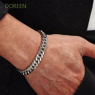 Doreen สร้อยข้อมือสแตนเลสสีเงินสไตล์พังก์ฮาราจูกุ 10 มม. สําหรับผู้ชายและผู้หญิง