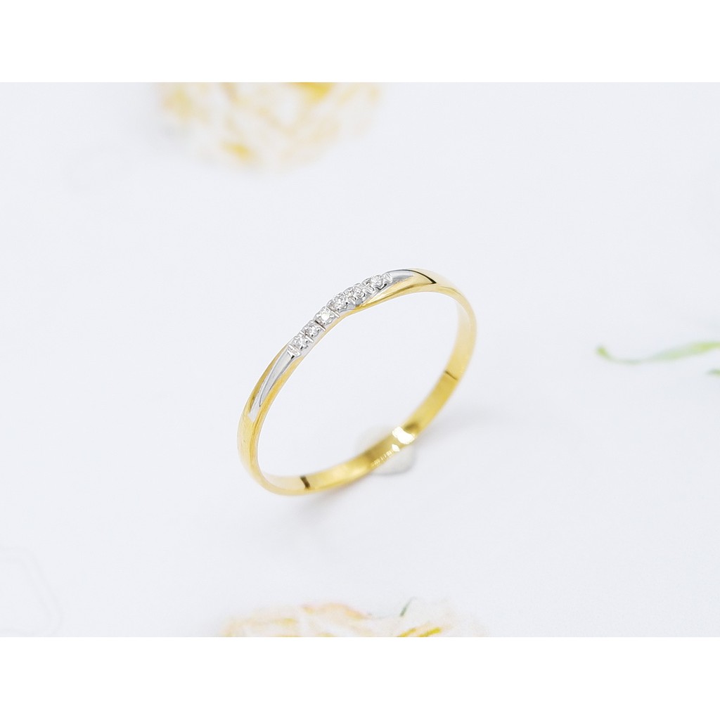 แหวนแถว-minimal-ทองคำแท้-18k-yellow-gold-ประดับเพชร-0-02ct-น้ำหนัก-1-70g-เล็ก-ๆ-เหมาะเป็นของขวัญของแทนใจให้สาว-ๆ