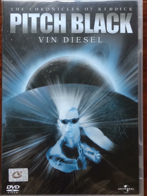 the-chronicles-of-riddick-pitch-black-dvd-ฝูงค้างคาวฉลาม-สยองจักรวาล-ดีวีดีซับไทย