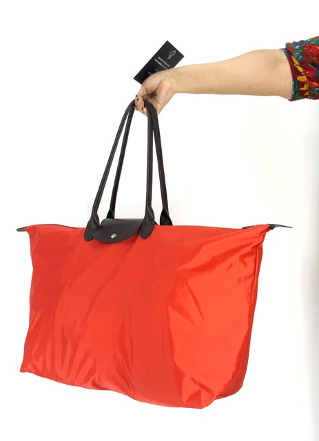 กระเป๋าผ้าพับได้-ถุงผ้า-กระเป๋าช้อปปิ้ง-พับได้แบบขนาดพกพา-ใส่ของได้เยอะ-รับน้ำหนักได้ดี-กันน้ำ-กระเป๋าผ้าพับได้-ขายดีมาก