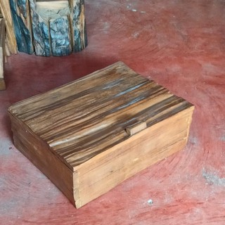 กล่องไม้สักใส่ของ กล่องไม้สักเก็บของเล็ก กล่องไม้สัก กล่องเก็บเครื่องประดับ กล่องสีน้ำตาล กล่องไม้ กล่องวินเทจ กล่อง