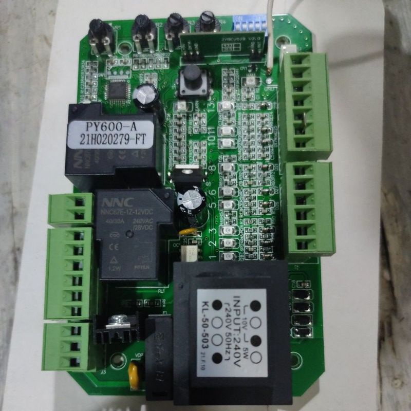 แผงควบคุมมอเตอร์ประตูรีโมท-py-600-ความถี่433mhz-ใช้ได้กับมอเตอร์ได้หลายรุ่นแผงมีสโลปรับความเร็วได้