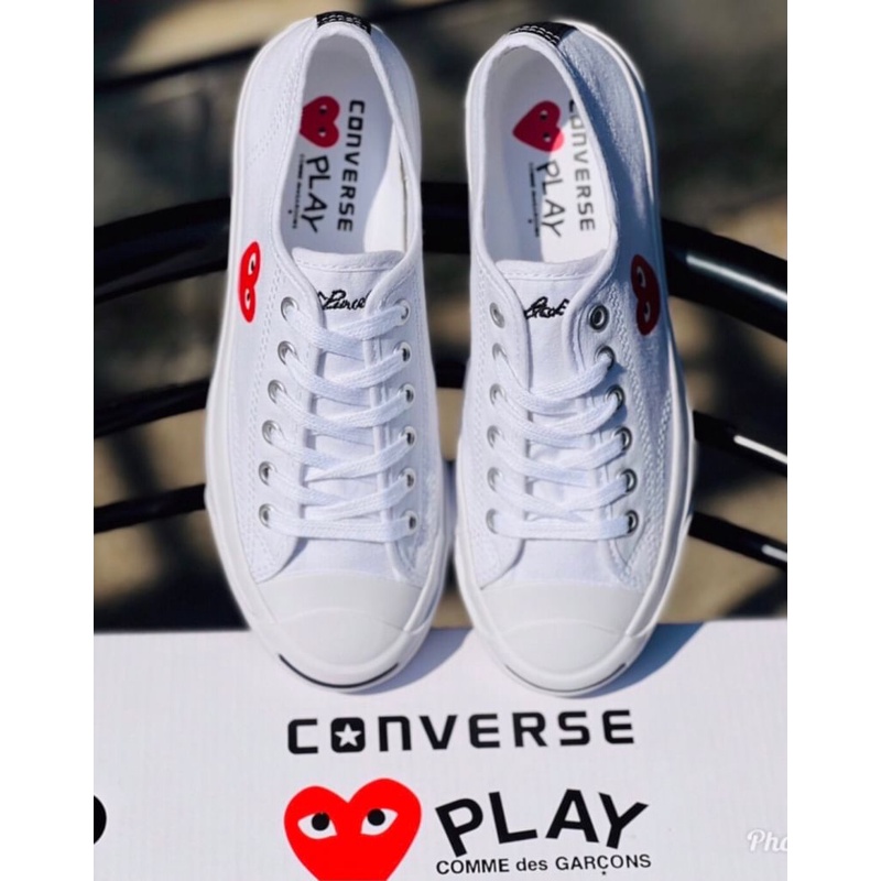 รองท้าผ้าใบ-converse-jack-purcell-x-play-comme-des-garcons-white-100-วาเลนไทน์นี้หารองเท้าใส่คู่เจอยังคะ