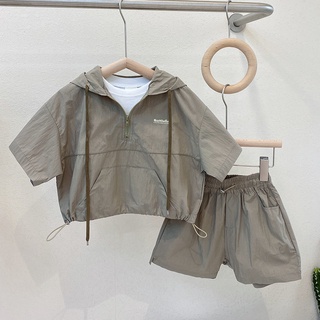 【ชุดเด็กผู้ชาย】ชุดเสื้อแขนสั้น มีฮู้ด สวมใส่สบาย สไตล์เกาหลี ตะวันตก เหมาะกับฤดูร้อน สําหรับเด็กผู้ชาย 2023