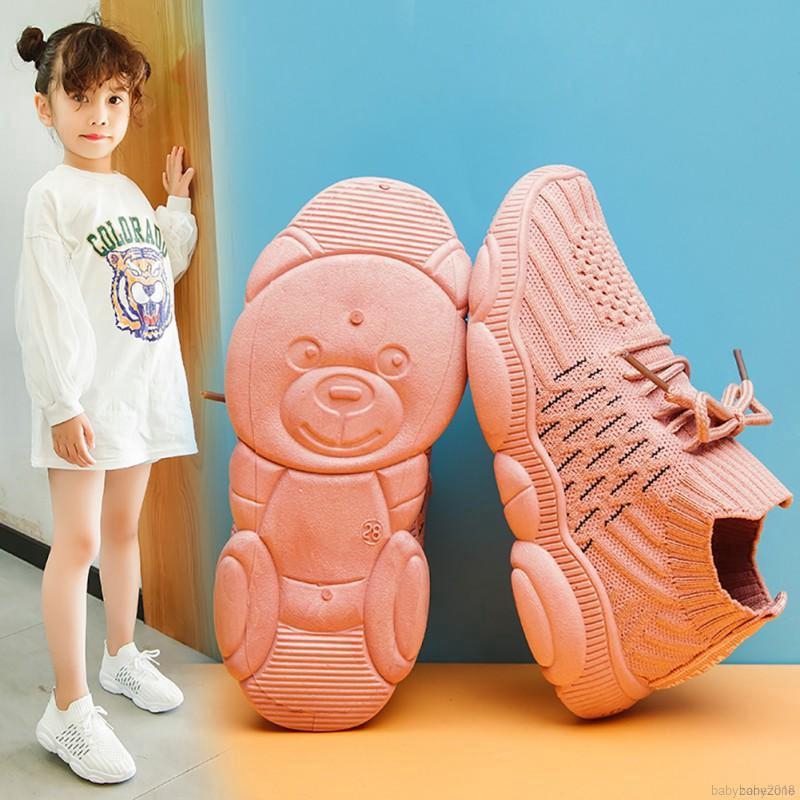รองเท้าผ้าใบพิมพ์ลายตัวอักษรระบายอากาศกันลื่นสำหรับเด็ก