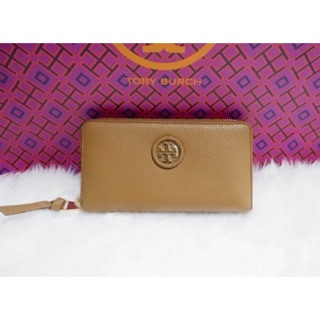 กระเป๋าสตางค์ Tory Burch Whipstitch Logo Leather Zip CONTINENTAL