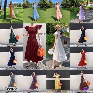 &lt;TW9651&gt;Dress เดรสคอเหลี่ยมแขนระบาย ผ้าโฟร์เวย์สีขาว ชายเดรสปล่อยสวิง ด้านหลังแต่งผูกโบว์