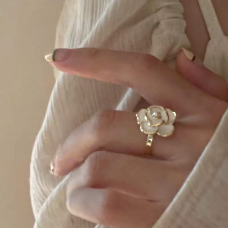 แหวน-รูปดอกคามิเลีย-ขนาดเล็ก-หรูหรา-ระดับไฮเอนด์-สไตล์ฝรั่งเศสเรโทร-สําหรับผู้หญิง