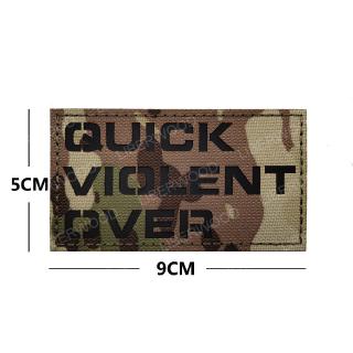 แผ่นสติกเกอร์แบบตีนตุ๊กแก ลายพราง QUICK VIOLENT OVER สำหรับตกแต่งแจ็คเก็ต กางเกงยีนส์ หมวก เสื้อ