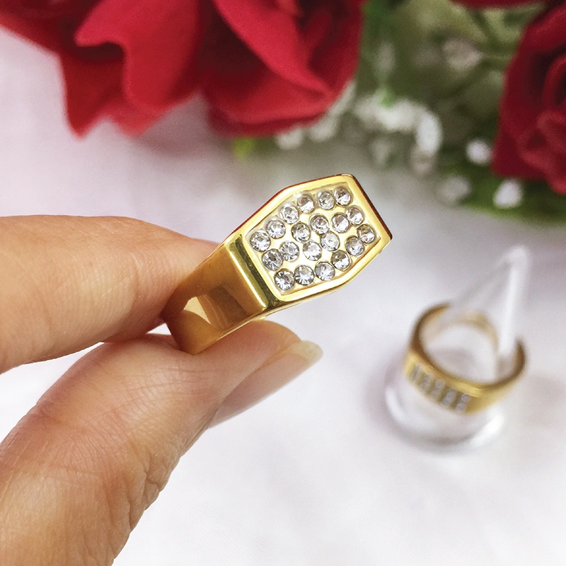 แหวนทองทังสเตนแม่เหล็กเพื่อสุขภาพ-เพชรรัสเซีย-เสริมสุขภาพ-เสริมบารมี-เรียบหรู-ใส่ได้ทุกโอกาส-รูปถ่ายจากสินค้าจริง