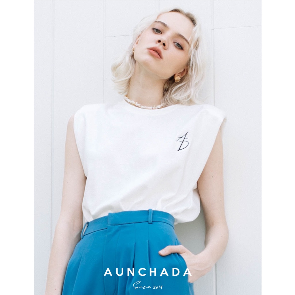 aunchadabrand-esther-tee-เสื้อยืดแขนกุด-เสริมไหล่ฟองน้ำ-พร้อมส่งค่ะ