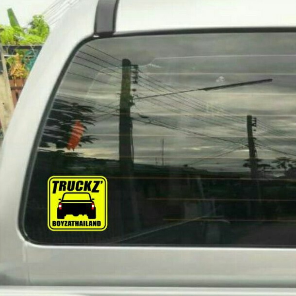 สติ๊กเกอร์สะท้อนแสง-สติ๊กเกอร์แต่งรถ-truckz-เป็นงานไดคัท-ผลิตจากสติ๊กเกอร์ยี่ห้อ-hd-lite-ขนาดความยาว-9x10-ซม