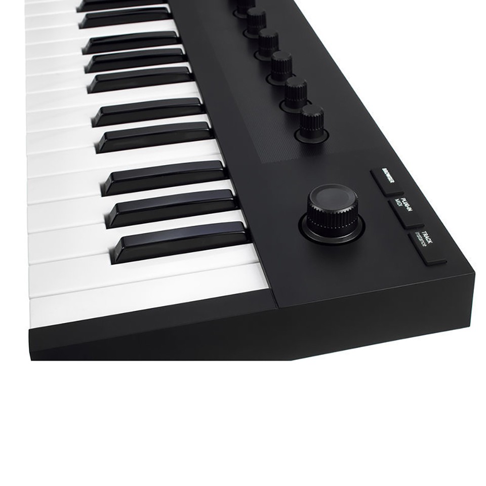 native-instruments-komplete-kontrol-m32