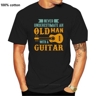 【🔥🔥】เสื้อยืดวินเทจเสื้อยืด พิมพ์ลาย Old man with a guitar สําหรับผู้ชาย และผู้หญิงS-3XL
