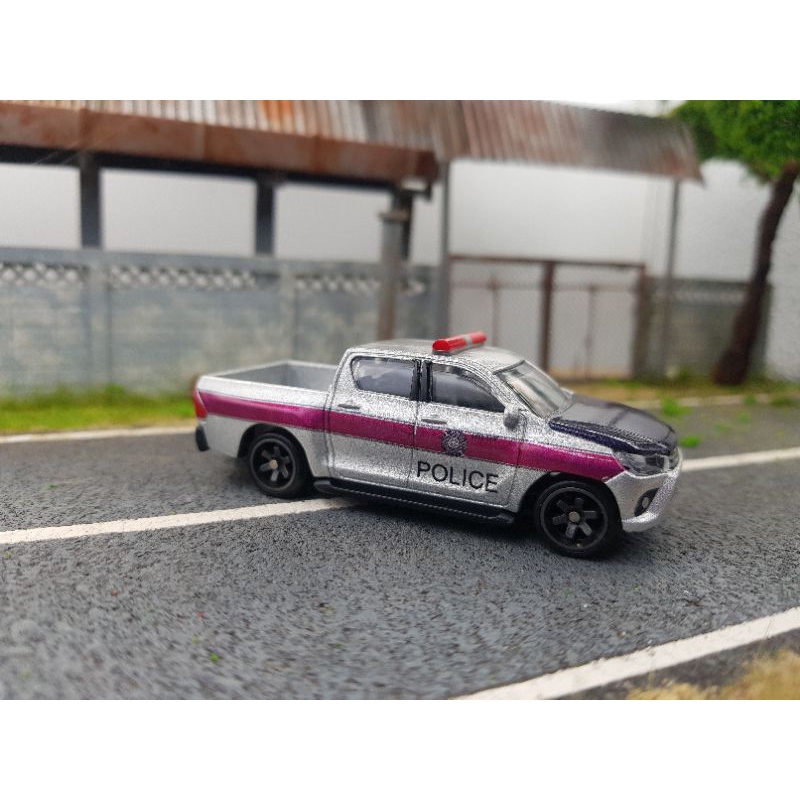 รถเหล็ก-majorette-hilux-revo-ลาย-police-แต่งซิ่ง