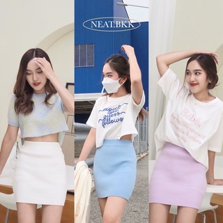 สินค้า NEAT - CARA SKIRT 450 ฿ กระโปรงไหมพรมทรงเอ ผ้านื่ม ลุคเกาหลี ไปเที่ยว ทำงาน คาเฟ่