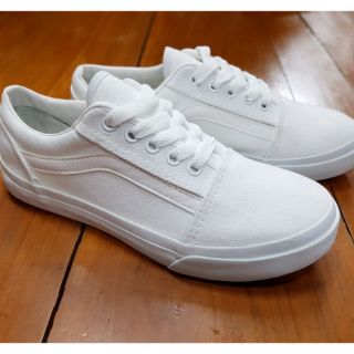 สินค้า รองเท้าผ้าใบสีขาว Pando by Leo ลีโอ E8 สีขาวล้วน ทรงแวนส์ รองเท้าผ้าใบ 37-43