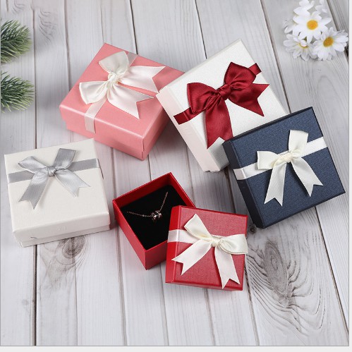 กล่อง-กล่องเปล่า-กล่องใส่ของขวัญ-กล่องใส่ของ-กล่องของขวัญ-พร้อมส่ง