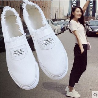 สินค้า แฟชั่น พร้อมส่ง รองเท้าสลิปออน รองเท้าผ้าใบ สีขาว สไตล์เกาหลี สำหรับผู้หญิง