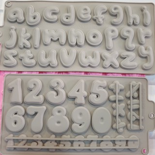(2แผ่น) แม่พิมพ์ ซิลิโคน รูปตัวอักษร แบบไม่เป็นทางการ พร้อมตัวเลข (แรนดอมสี) silicone molds