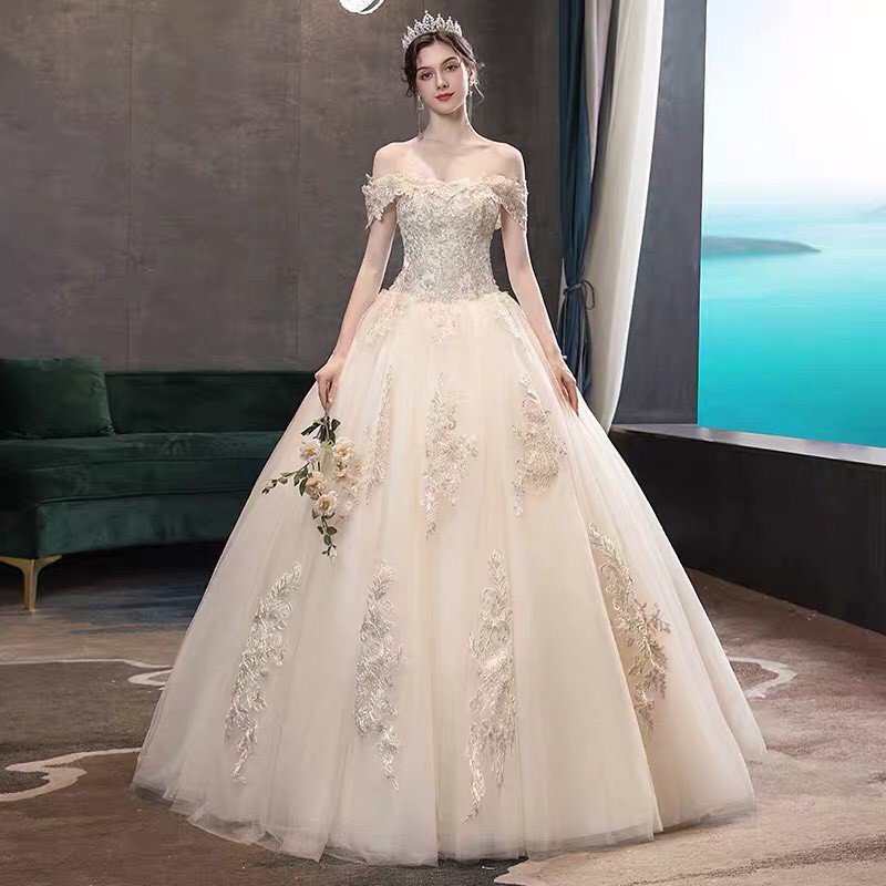 pre-order-cywd-010-wedding-dress-ชุดเจ้าสาว-ชุดแต่งงาน-ชุดเดรสออกงาน