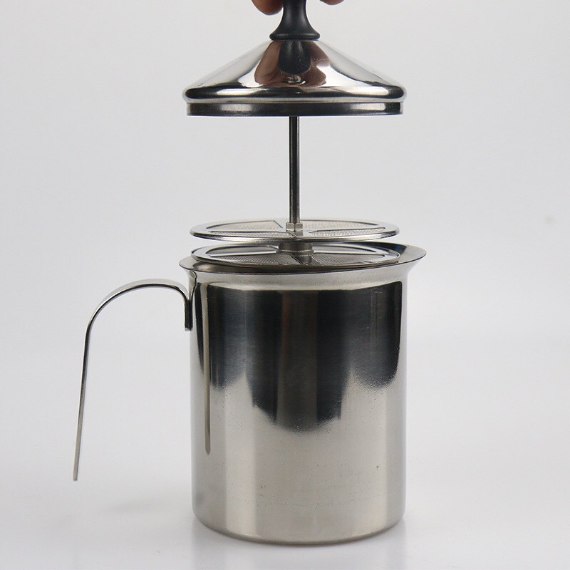 ถ้วยปั๊มฟองนม-สแตลนเลส-ถ้วยตีฟองนม-เครื่องทำฟองนม-ที่ตีฟองนม-ขนาด-800ml-400ml-พร้อมส่ง