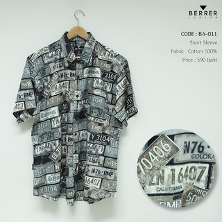 BERRER เสื้อผ้าผู้ชายอ้วน : เสื้อเชิ้ตแขนสั้น ลายป้ายทะเบียน