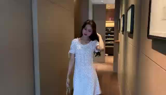 style-พร้อมส่ง-8846-ชุดเดรส-เสื้อผ้าแฟชั่นสไตล์เกาหลี-สตอเบอรี่สีขาวแนวสาวเกาหลี-ผ้ายืดนิ่ม-สวยชุดกระโปรง