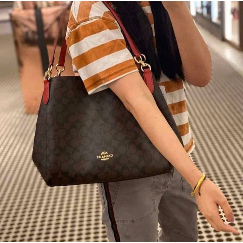 Coach HALLIE SHOULDER BAG IN SIGNATURE CANVAS Shopee Thailand