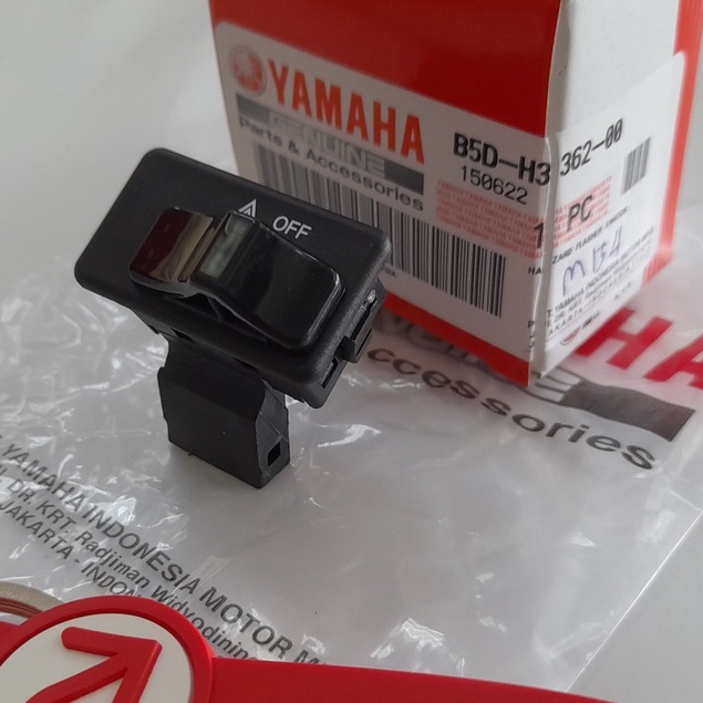 B5DH336200 สวิทช์ไฟฉุกเฉิน Free Go 125 HAZARD FLASHER SWITCH แท้ YAMAHA