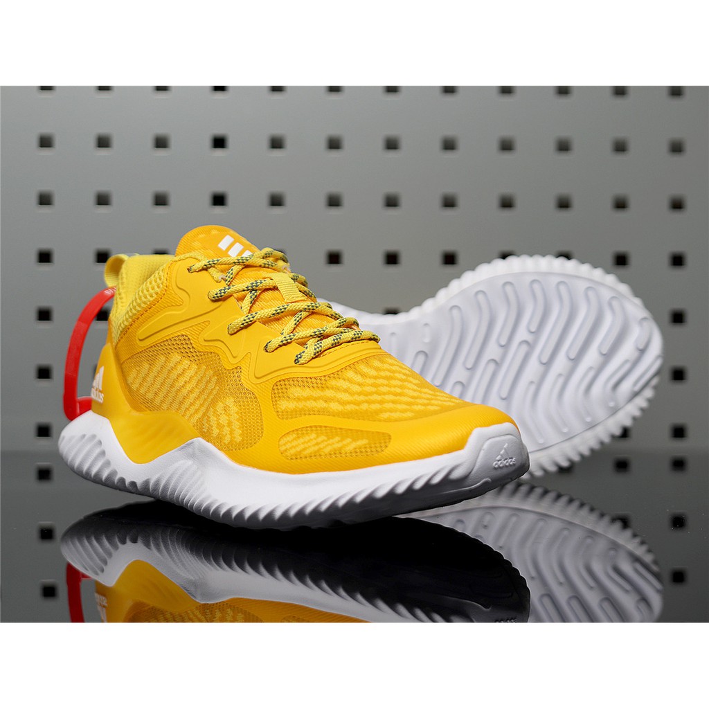 adidas-alphabounce-beyond-สีเหลืองและสีขาว-3m-รองเท้ากีฬา