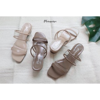 ภาพหน้าปกสินค้าPlearnprops Holly (Nude,Mocha) ที่เกี่ยวข้อง