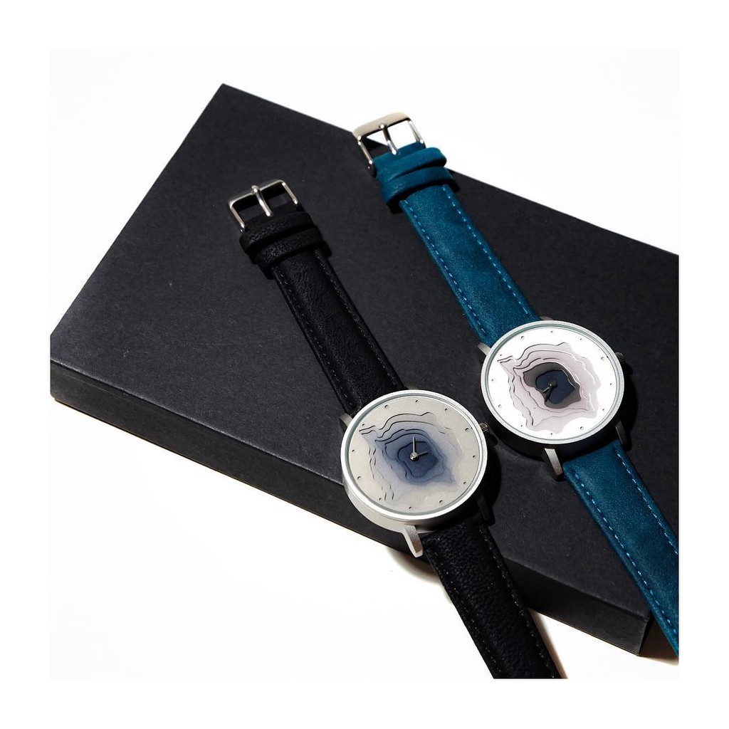 bornfoundwatch-classicwatch-black-blue-orange-white-dark-grey-light-grey-brown