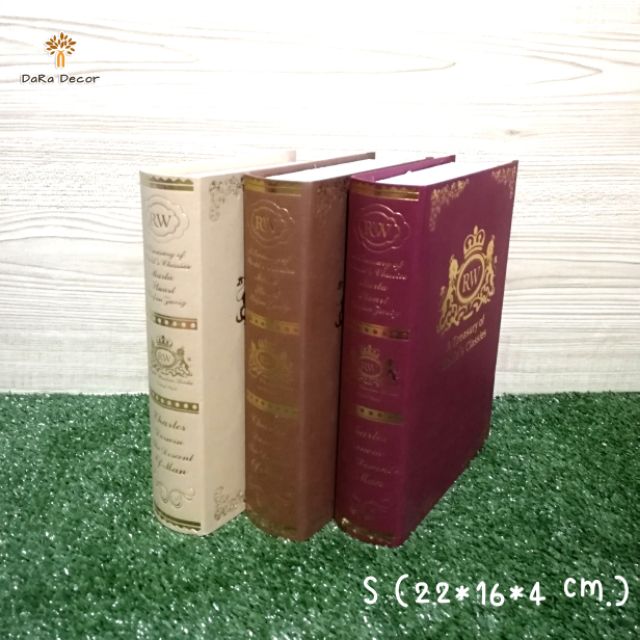 classic-s-หนังสือปลอม-หนังสือคลาสสิค-หนังสือแต่งบ้าน-หนังสือปลอมตกแต่งบ้าน-พร๊อพถ่ายรูป-book