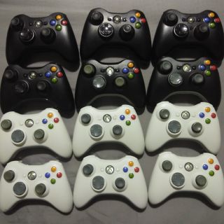 ภาพหน้าปกสินค้าจอย xbox360 ไร้สายแท้มือสอง  (ไม่มีตัวรับสัญญาณครับ) ที่เกี่ยวข้อง