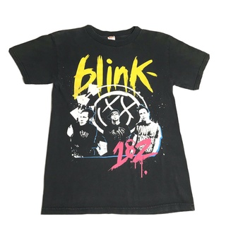 เสื้อยืดโอเวอร์ไซส์ขายดี เสื้อยืดลําลอง แขนสั้น พิมพ์ลายวง Blink 182 2009 สีดํา สําหรับผู้ชาย GNibkf88MJkjdb49S-3XL