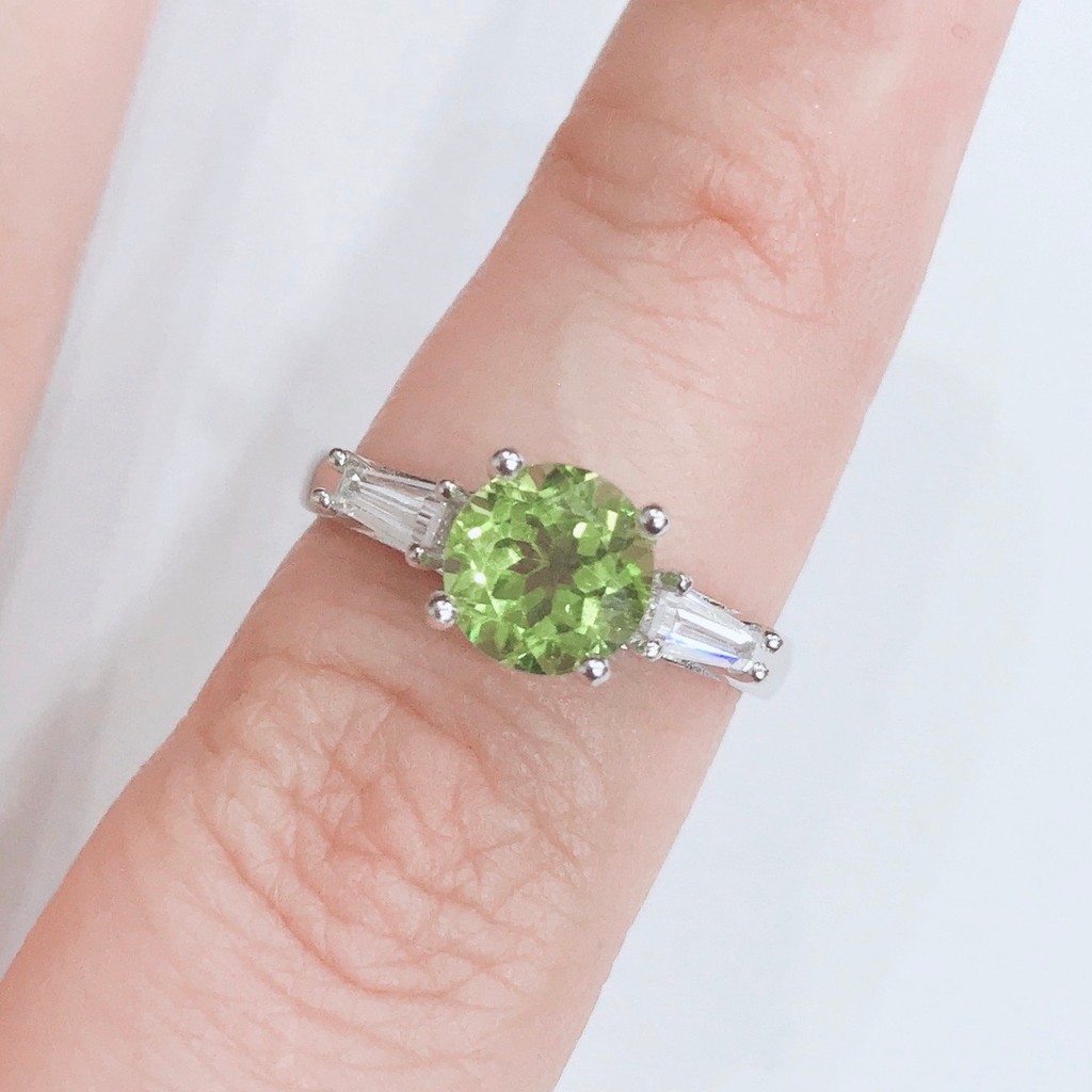 แหวนงินแท้-92-5-ฝังพลอย-เพอริโด-peridot-ประดับด้วยเพชร-cz-แทปเปอร์-รุ่น-na1402pd