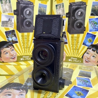 ภาพขนาดย่อของภาพหน้าปกสินค้าโปรสงกรานต์ [ส่วนลด 20 FILM99กล้องฟิล์มวินเทจรุ่นสองเลนส์ Twin Lens ReflexCameraใช้ฟิล์ม135สามารถเปลี่ยนฟิล์มได้ จากร้าน filmcamerajapan บน Shopee